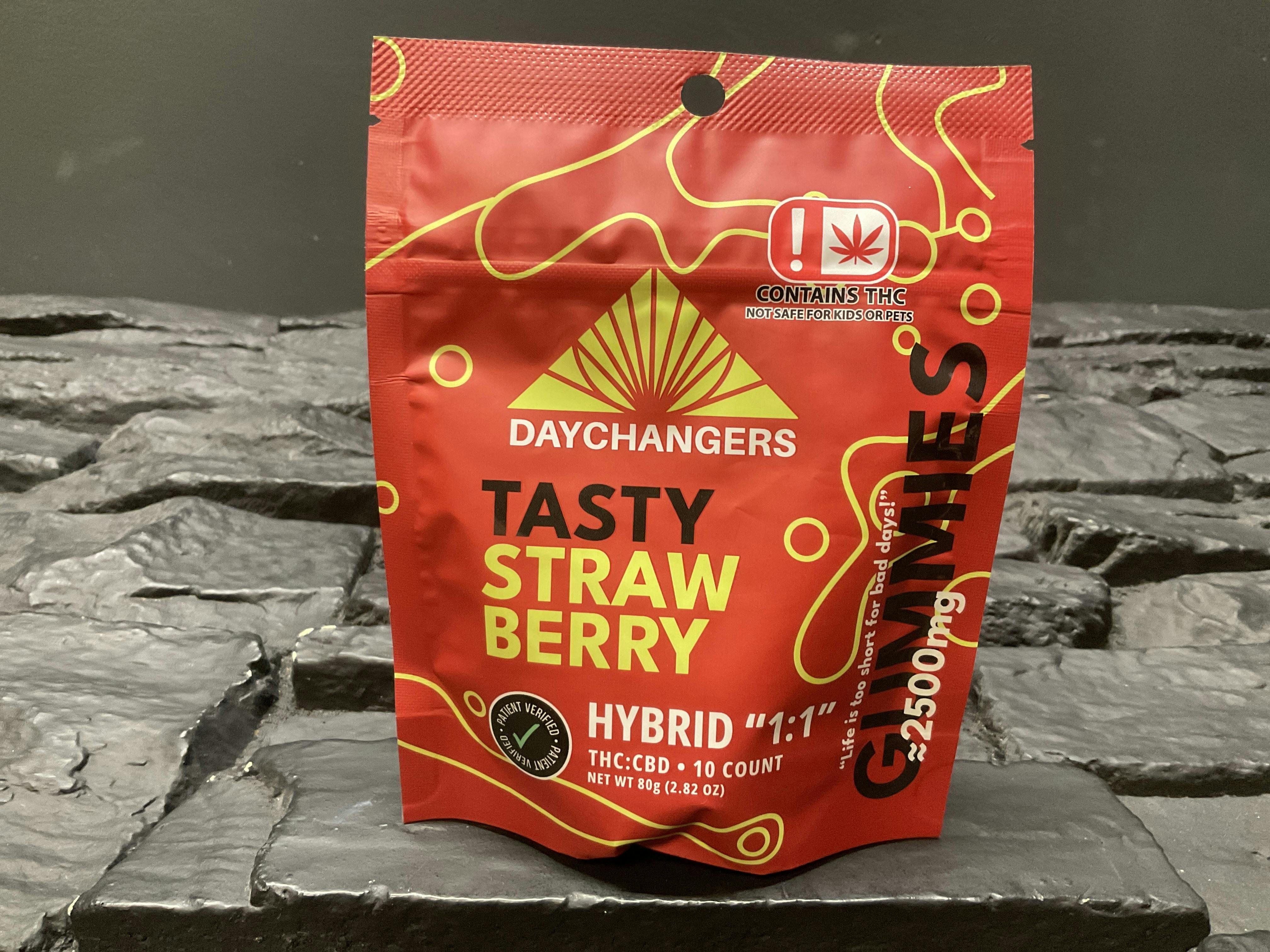 Day Changers - 2500mg THC Tasty Strawberry Gummy 10ct.