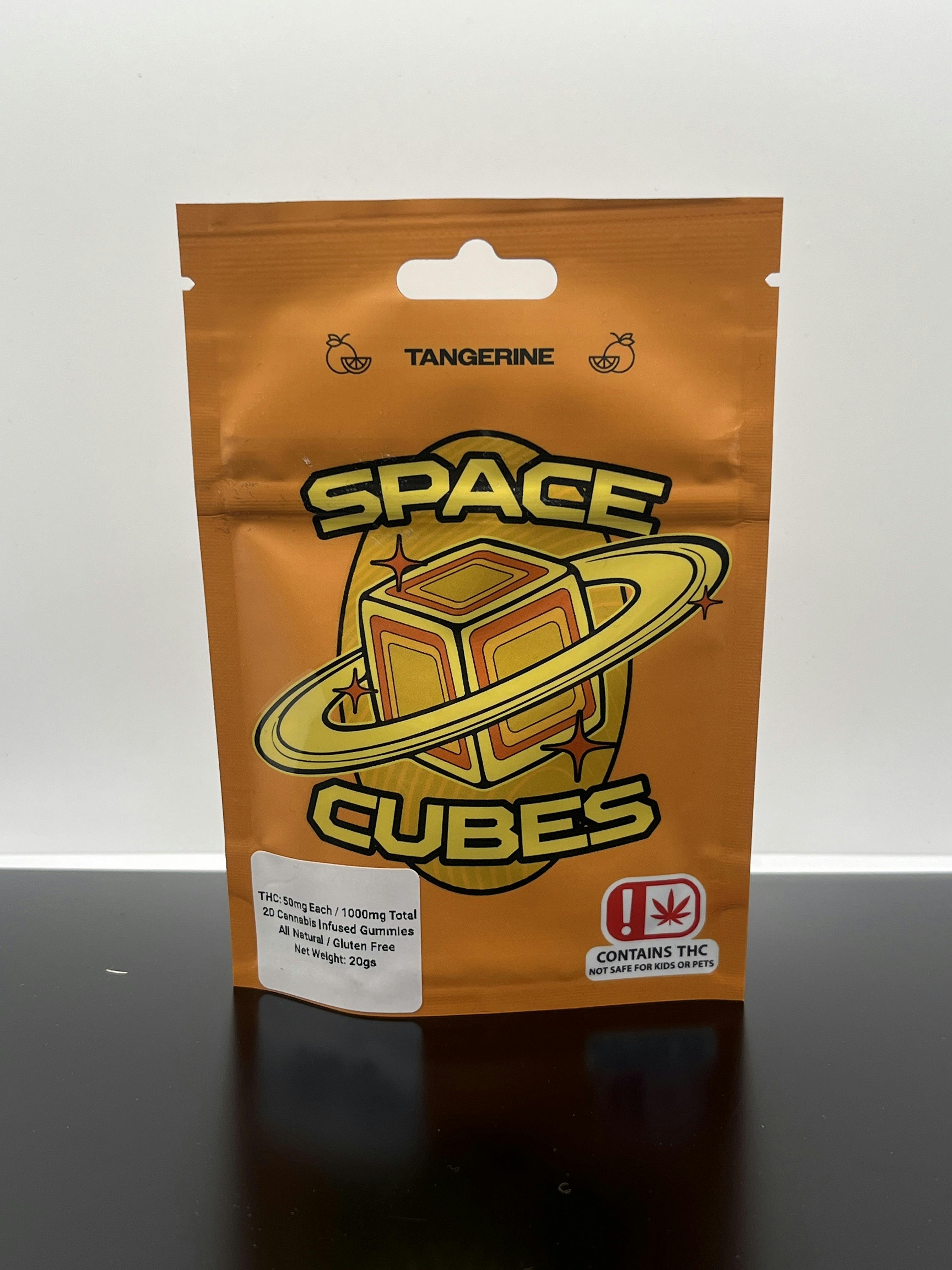 Space Cube | 1000MG Gummies | Tangerine