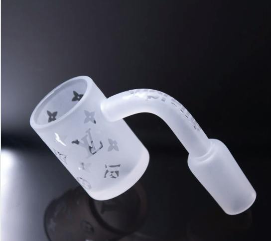 BANGER LV FROSTED NAIL