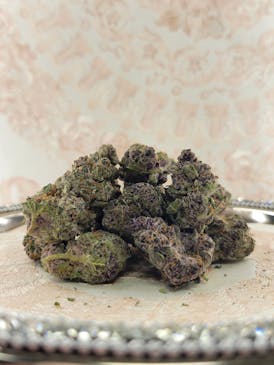 Triangle Kush – 🔺🌿💎 – Platinum Label Collection