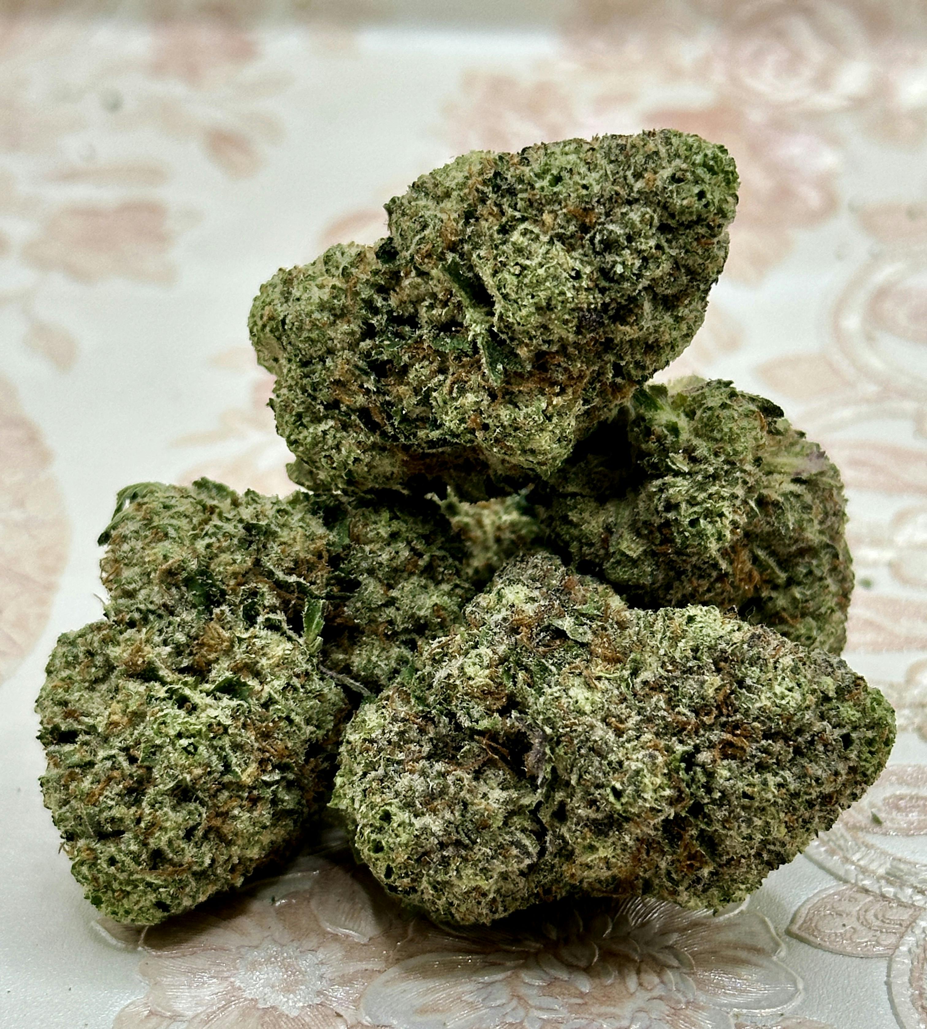 Lemonatii 🍋🍬⛽ – Platinum Label (REC)