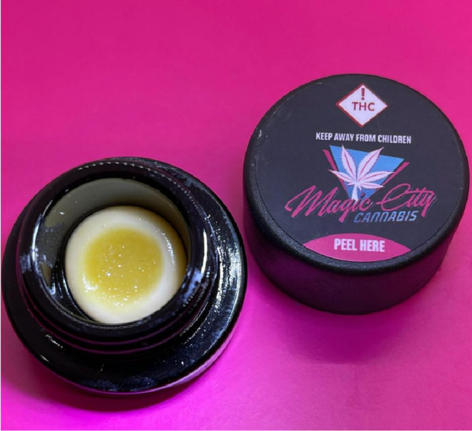 🌿🍯✨ Magic City Thumbprint Rosin – Fried Strawberries ✨💨🍓