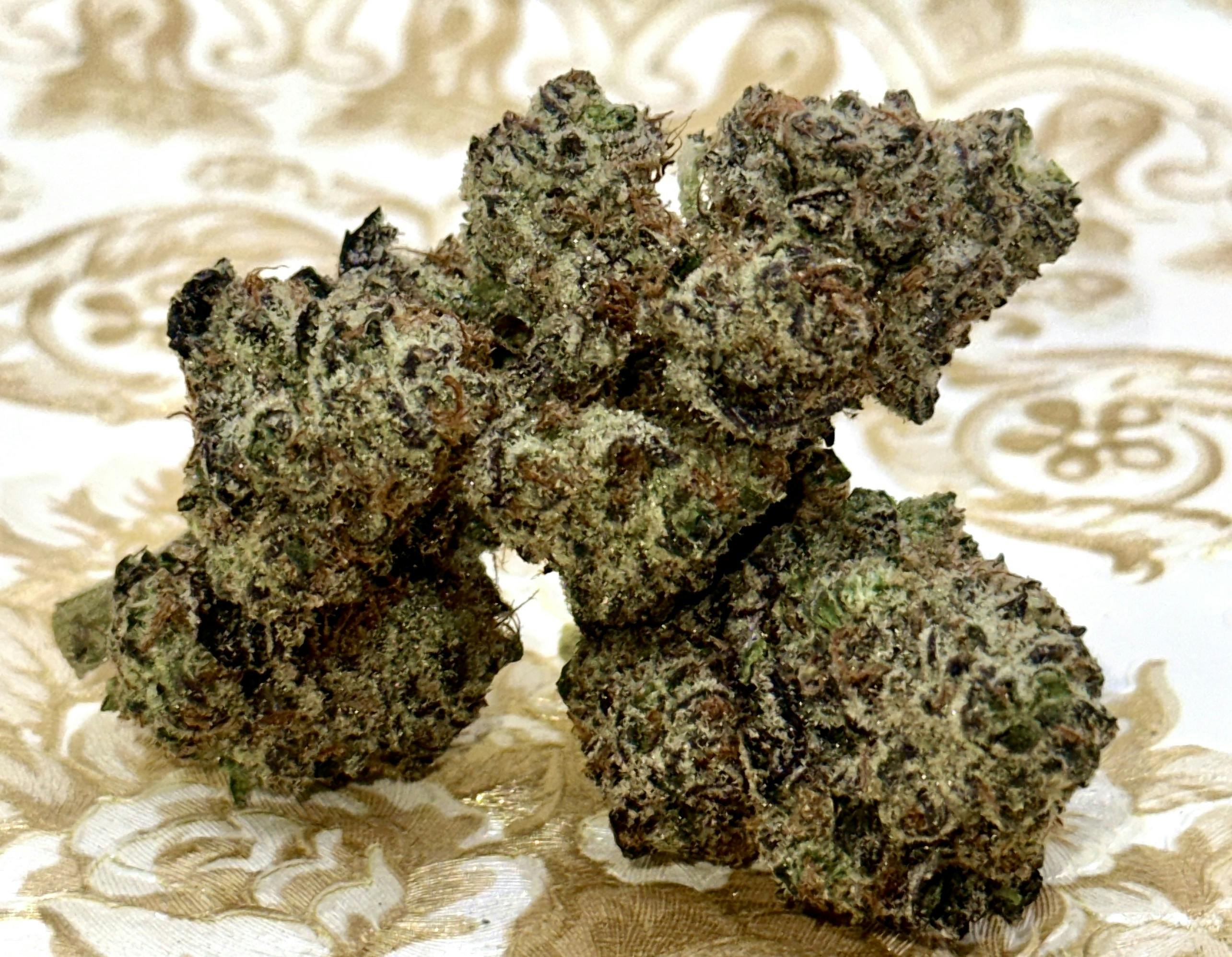 Purple Garlic 🟣🧄⛽ – Supreme Label