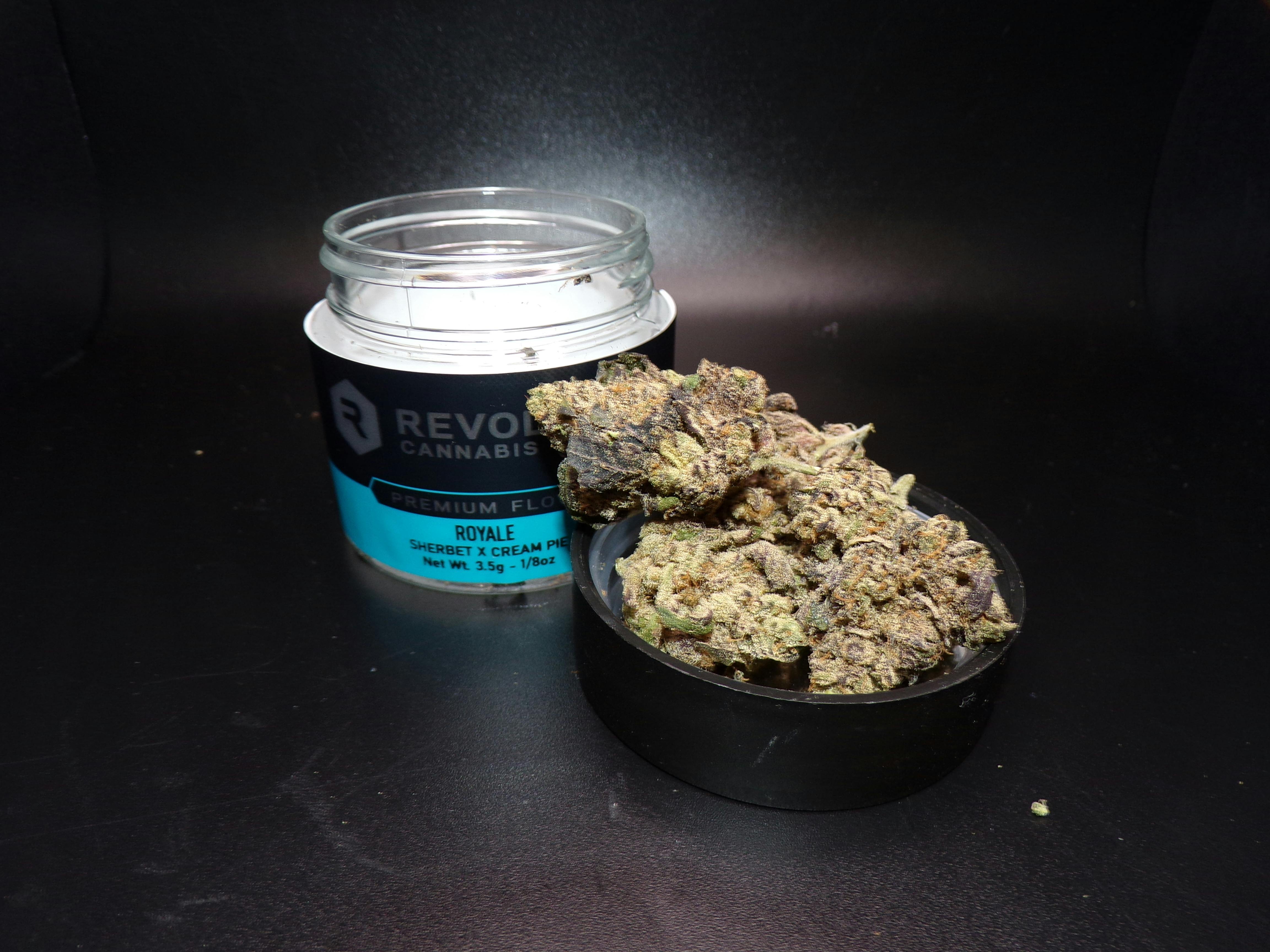 Revolution Cannabis - Royale 3.5g
