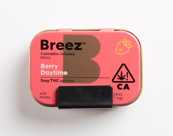 Breez: Berry Daytime Mint Tin