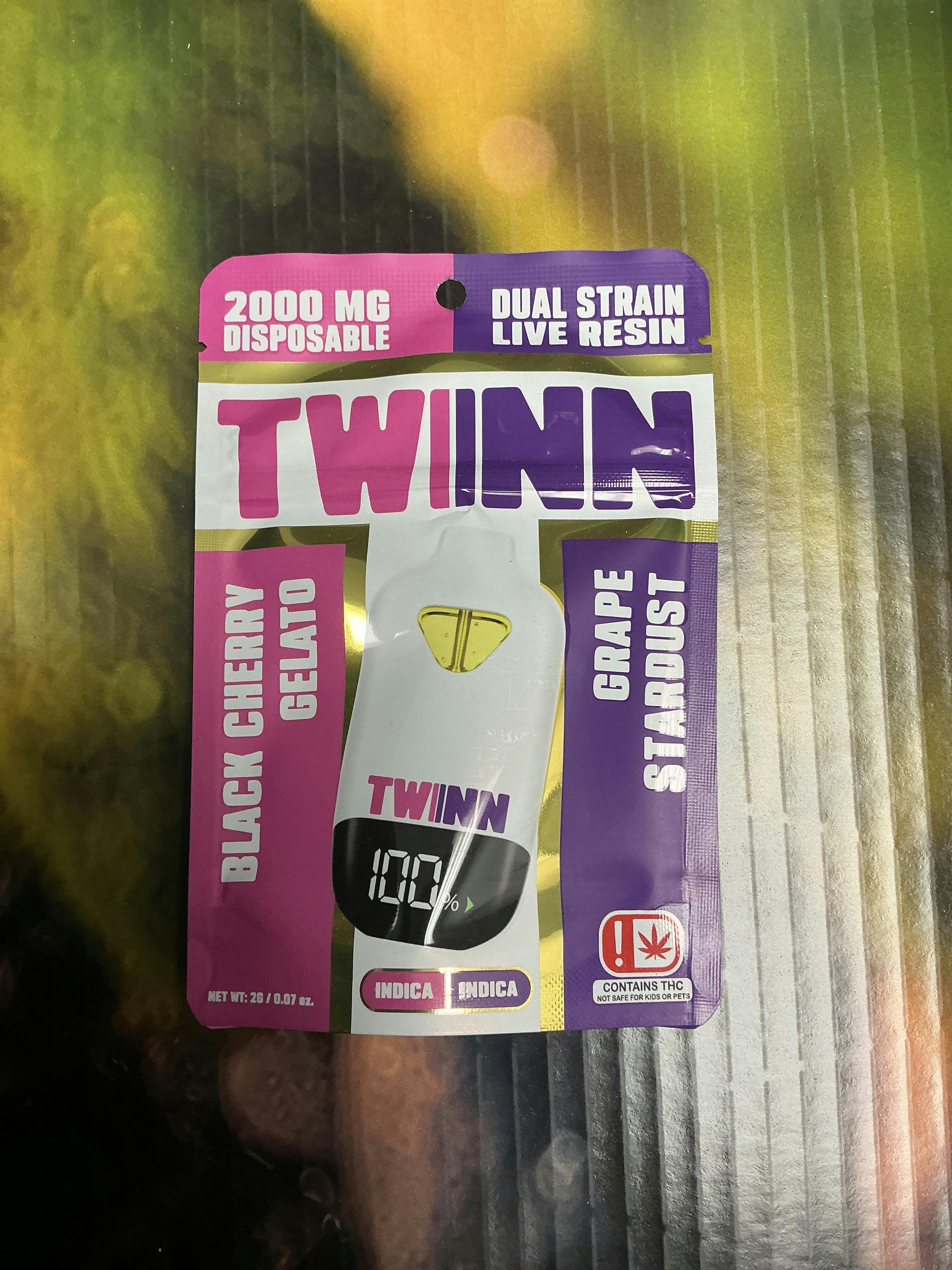 Black Cherry Gelato / Grape Stardust | TWINN | Disposable | 2g