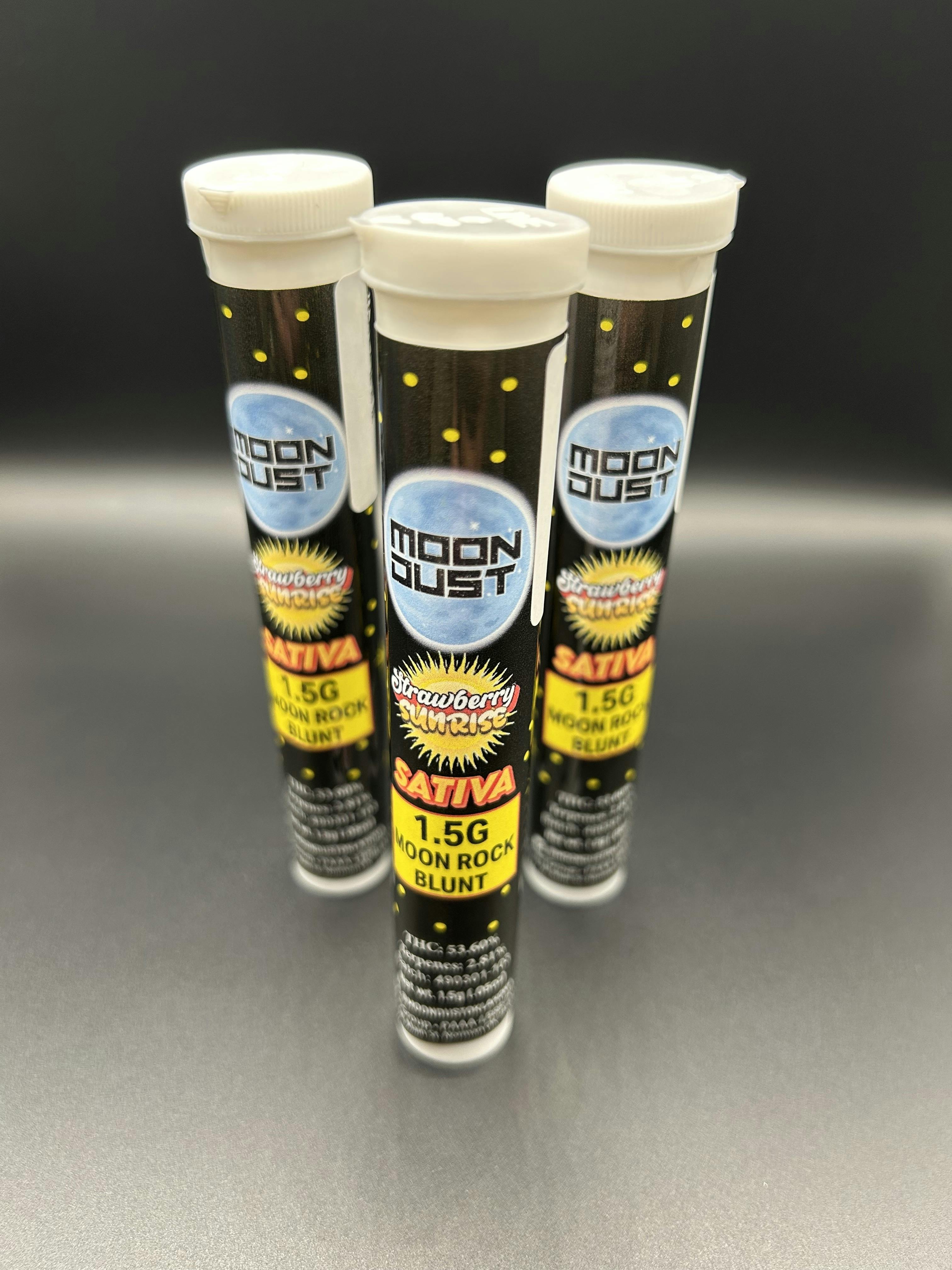Moon Dust | Strawberry Sunrise | THC:53.60% TERPS:2.84% | 1.5G Moonrock Infused Blunt (Tax Included)