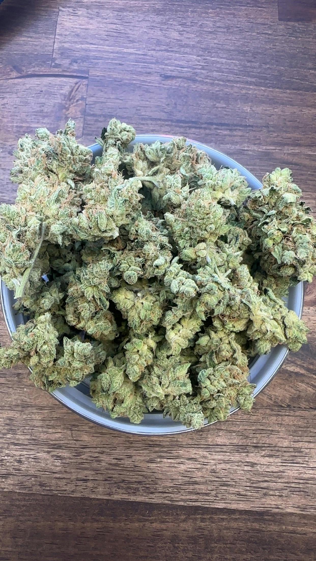 A Cut Above - Sour Garlic Cookies (IH) - Florida Gold