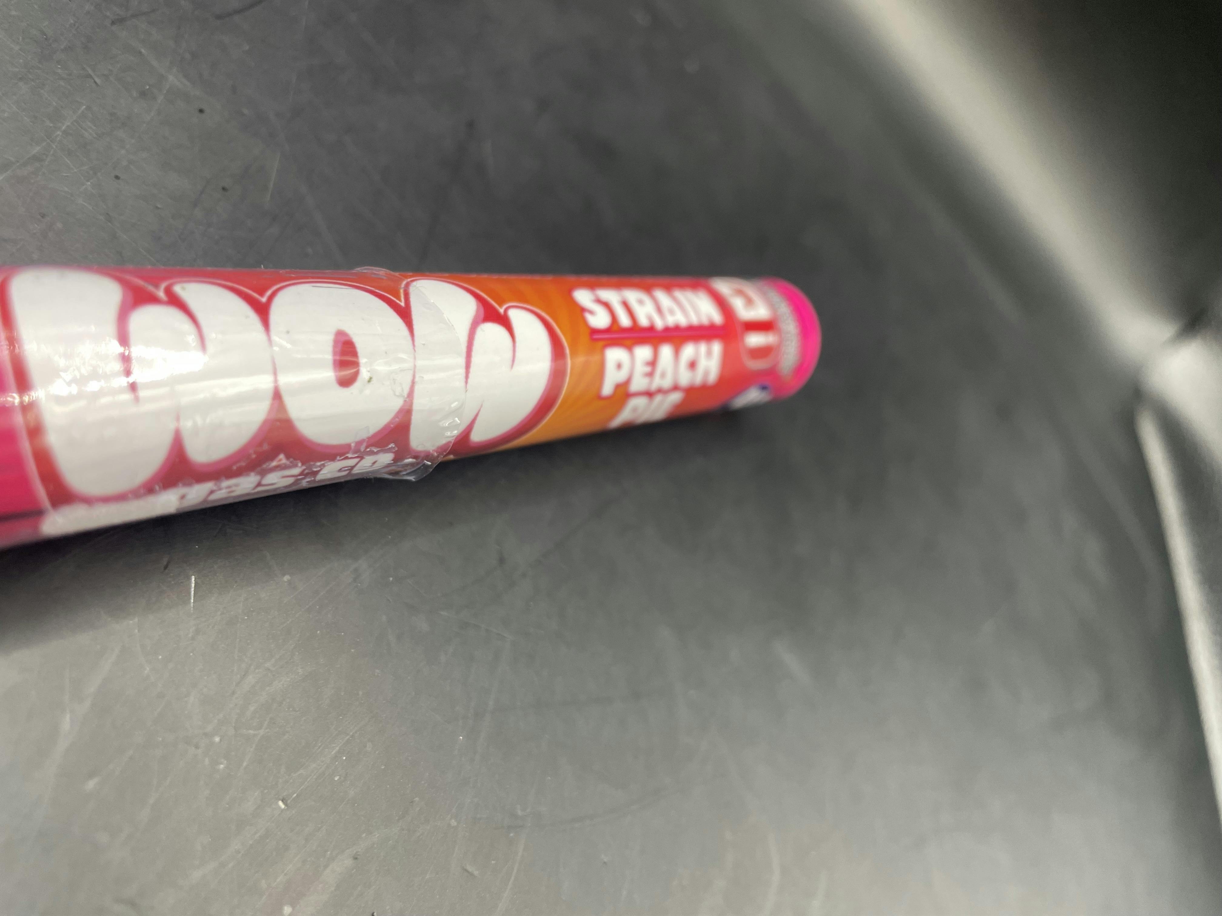 W.O.W. - Peach Pie - Hash-Diamond-Kief Infused 2G Pre Roll