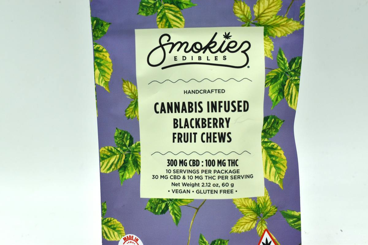 Smokiez - 3:1 CBD/100mg - Blackberry Gummies (REC)