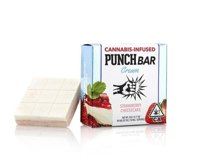 Punch Edibles & Extracts OK 225MG Cream White Chocolate Strawberry