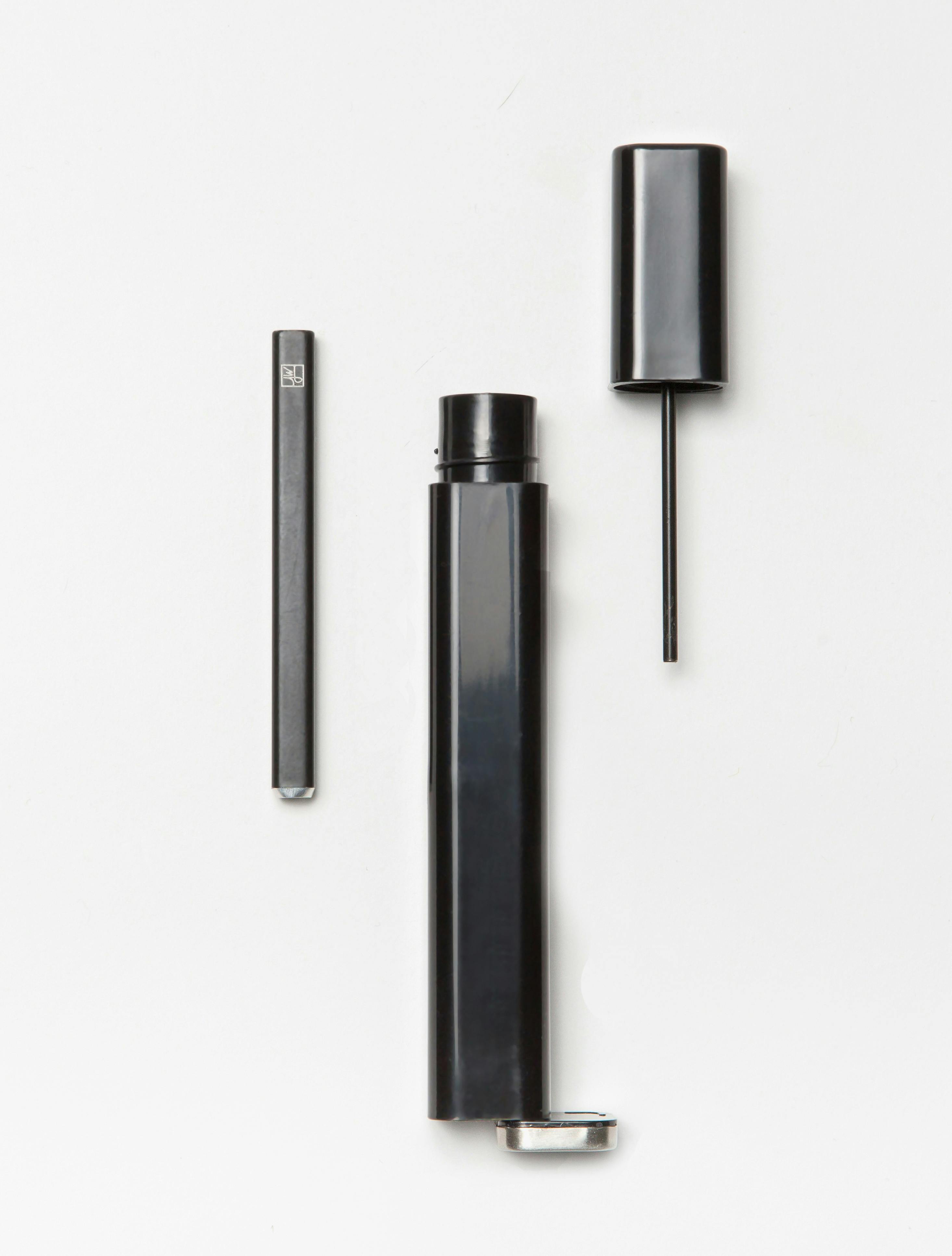 Jane West- Travel Collection- Jet Black Wand (Accessory)