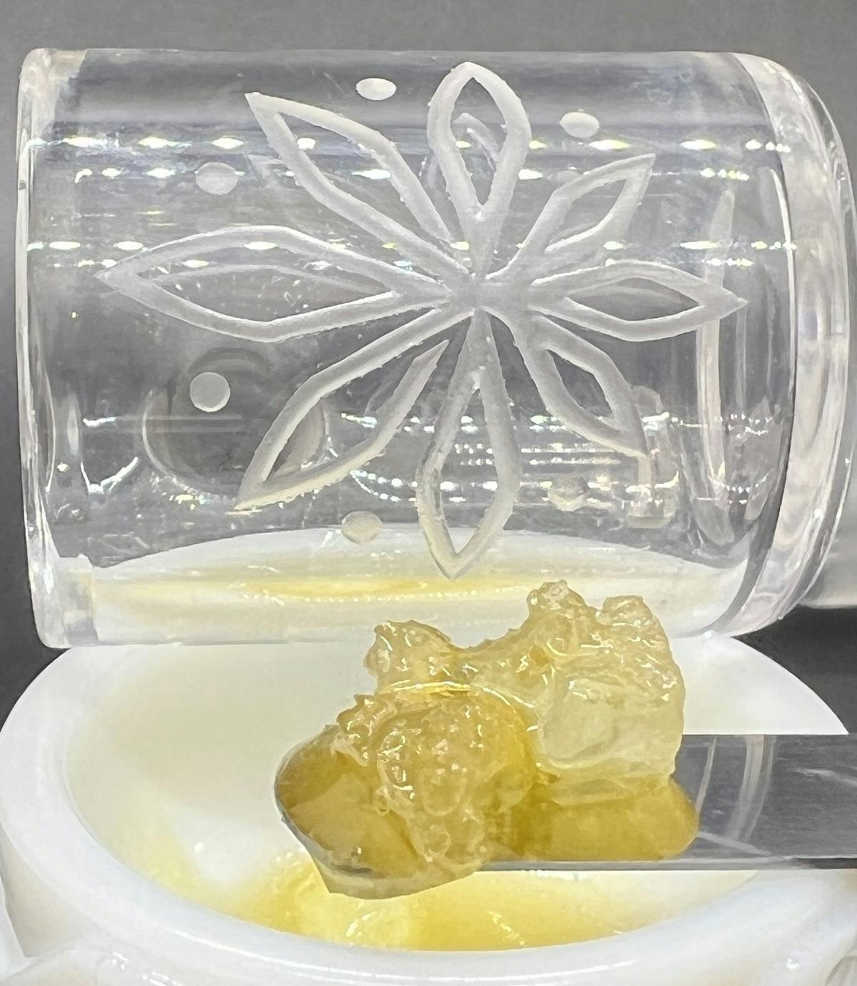 1g Super Silver Haze Diamonds by Sooner Glue