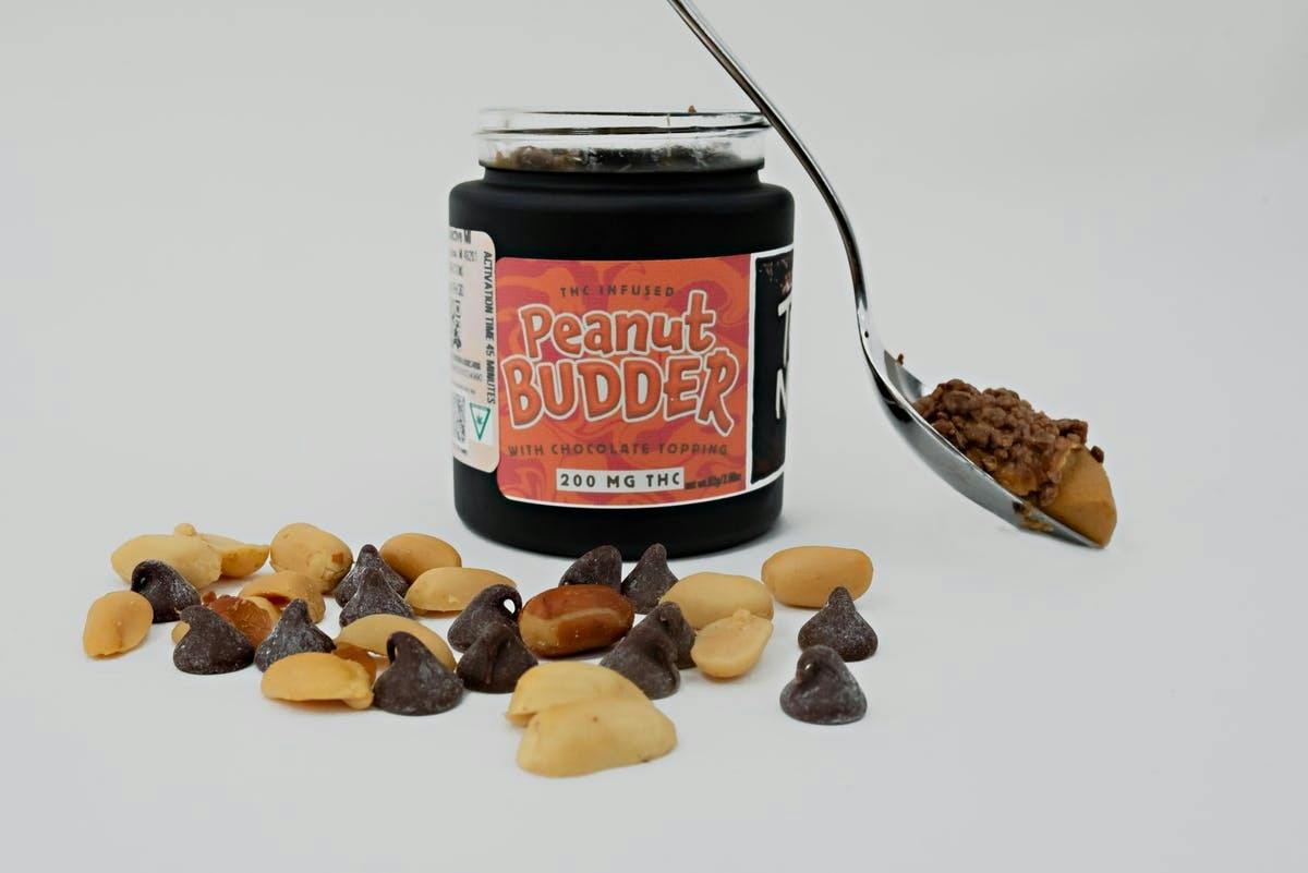 True North | OG Peanut Budder w/ Chocolate Topping | Edibles | 200 mg by True North Collective MI