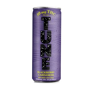 Blackberry Cardamom Infused Seltzer