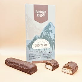 Baked Bliss 200mg Chocolate Bar W/Cookies & Caramel Pieces