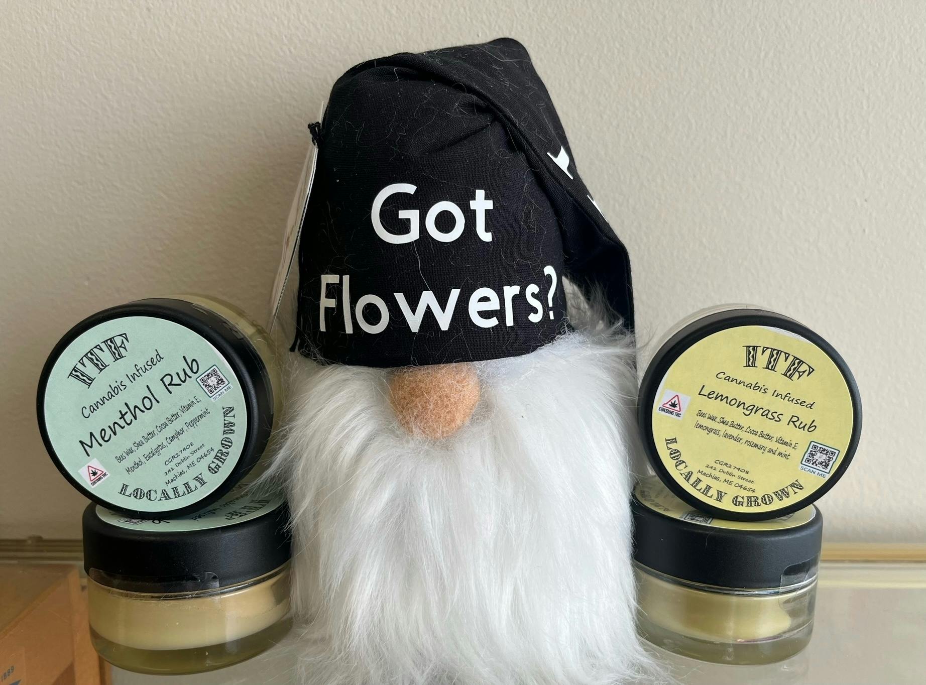 1-ounce THC Menthol Rub (jar) at Lake Smoke Farm