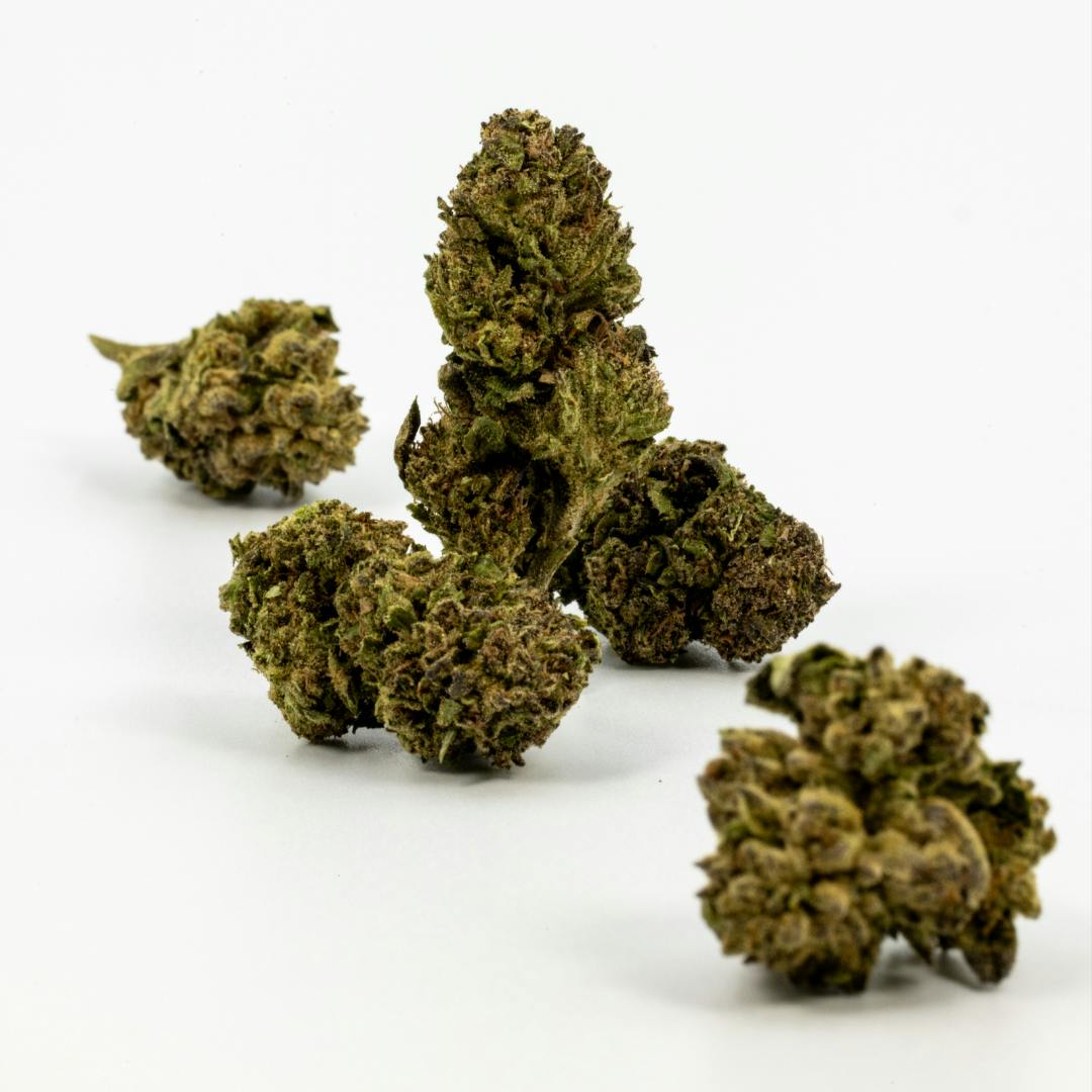PINEAPPLE EXPRESS (1 OZ) by Dank By Definition