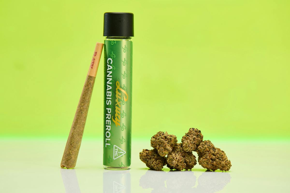 LP Exotics La Bomba 1g Preroll - LP Exotics