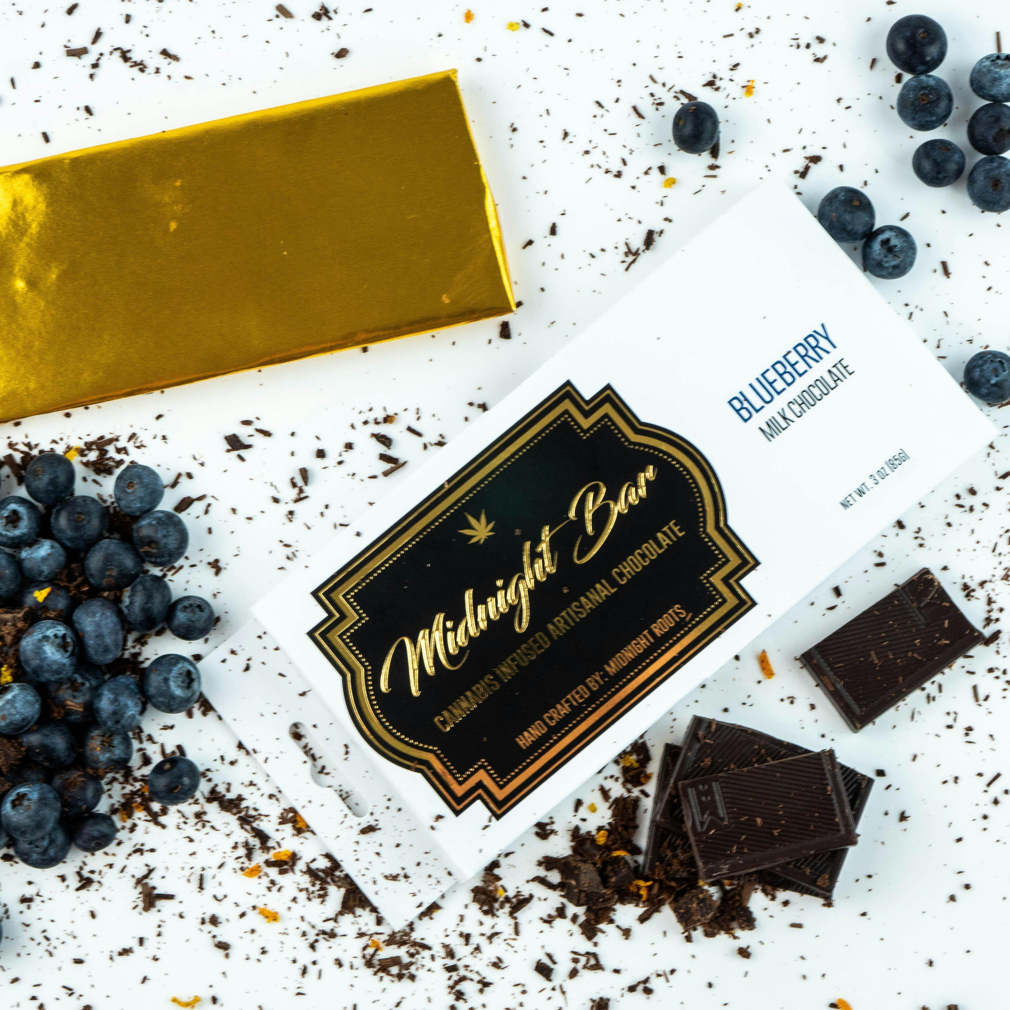 Midnight Roots | Midnight Bar | Blueberry | Milk Chocolate | 200 mg by Midnight Roots