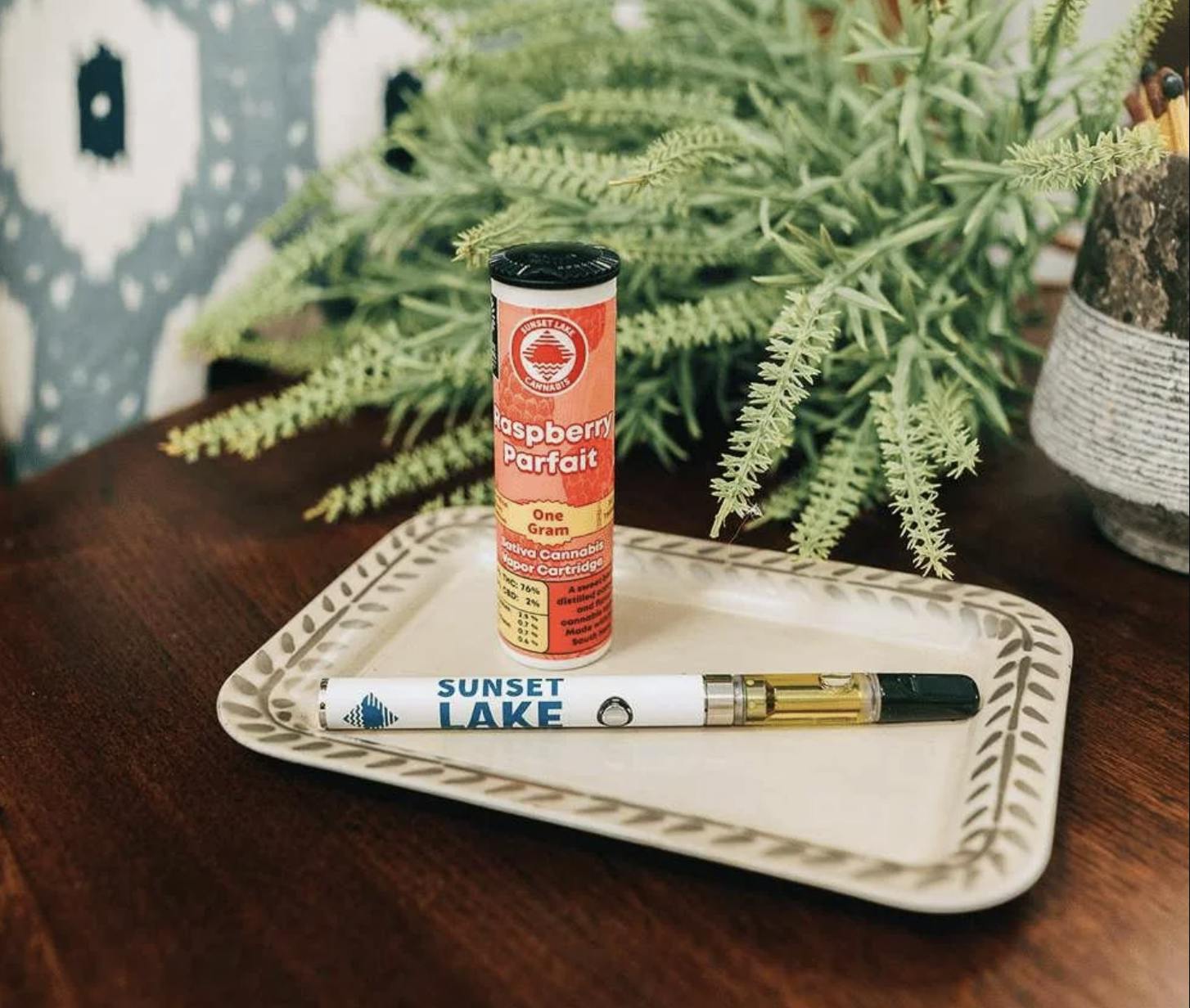 Sunset Lake- Raspberry Parfait Distillate Vape Cartridge 1g by Sunset Lake