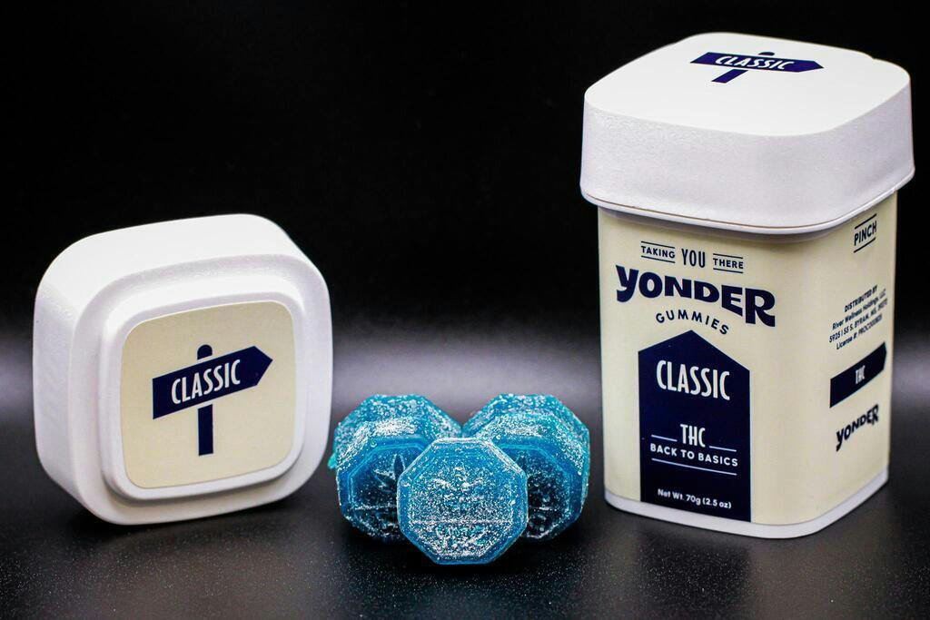 Yonder | Wild Berry | 100mg CLASSIC Gummies 10pk at DABBS Cannabis Dispensary