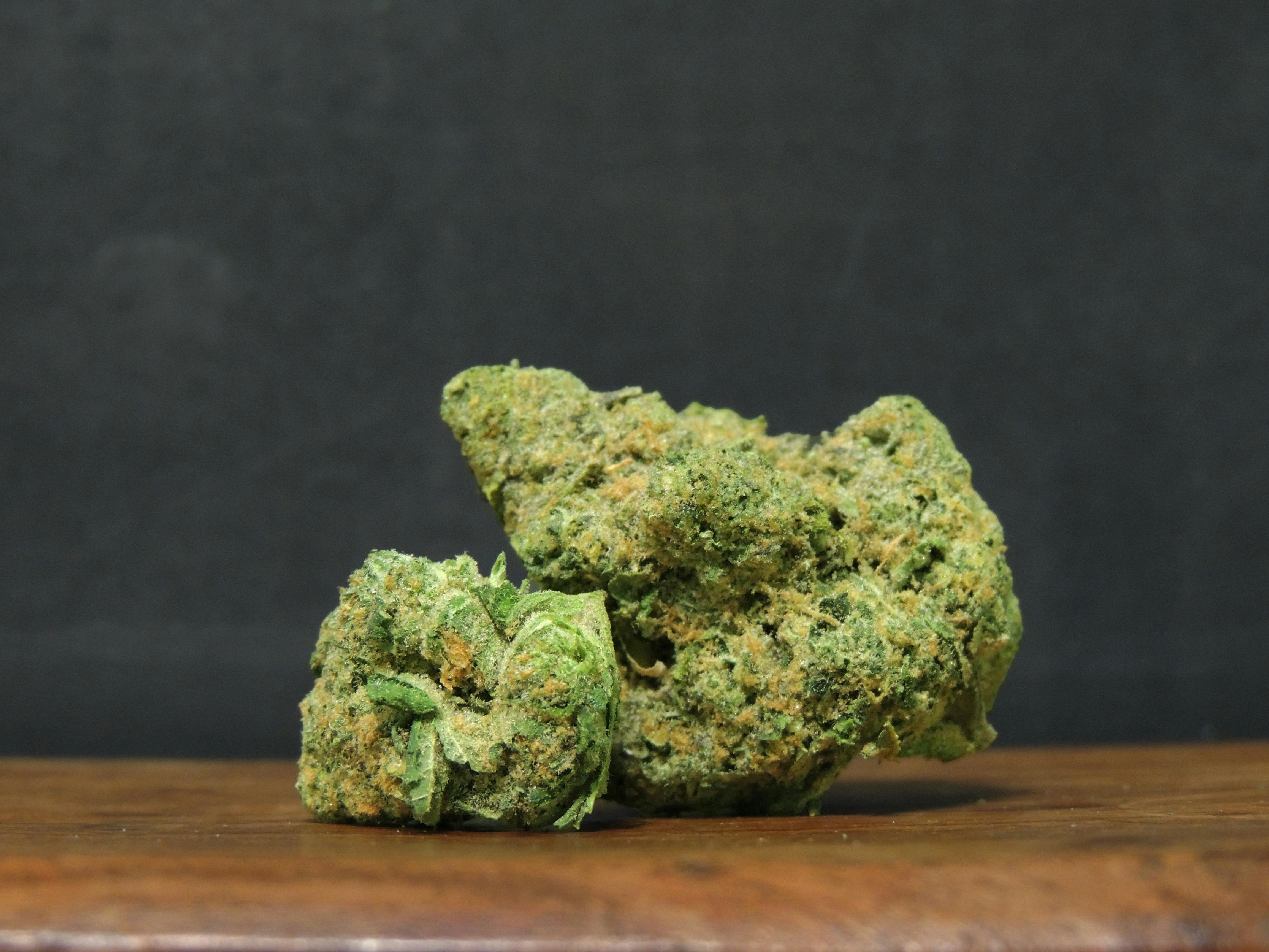 Rainbow Guava A Buds
