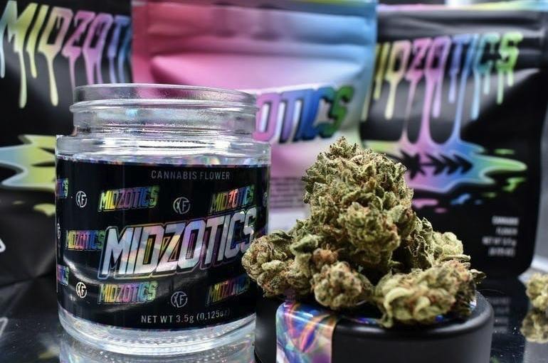 Midzotics | Divorce Cake | Big Buds | 3.5g by Midzotics