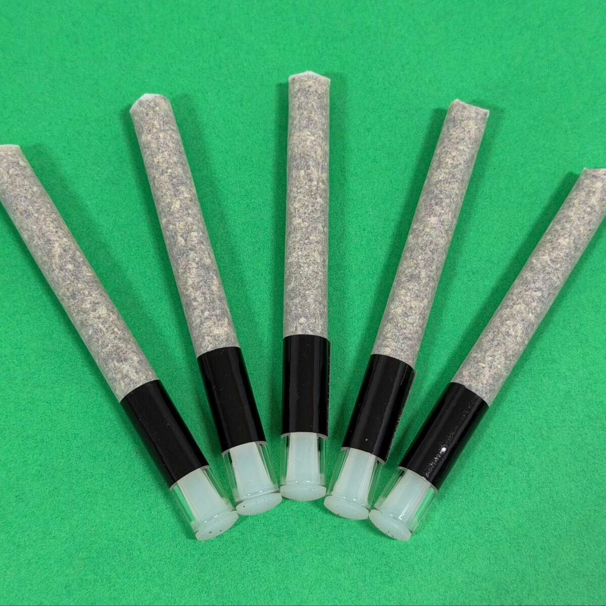 Strawberry Jello Runtz x Strawberry Sorbet | Infused Joint | 1g by Stoned Cold Cannabis