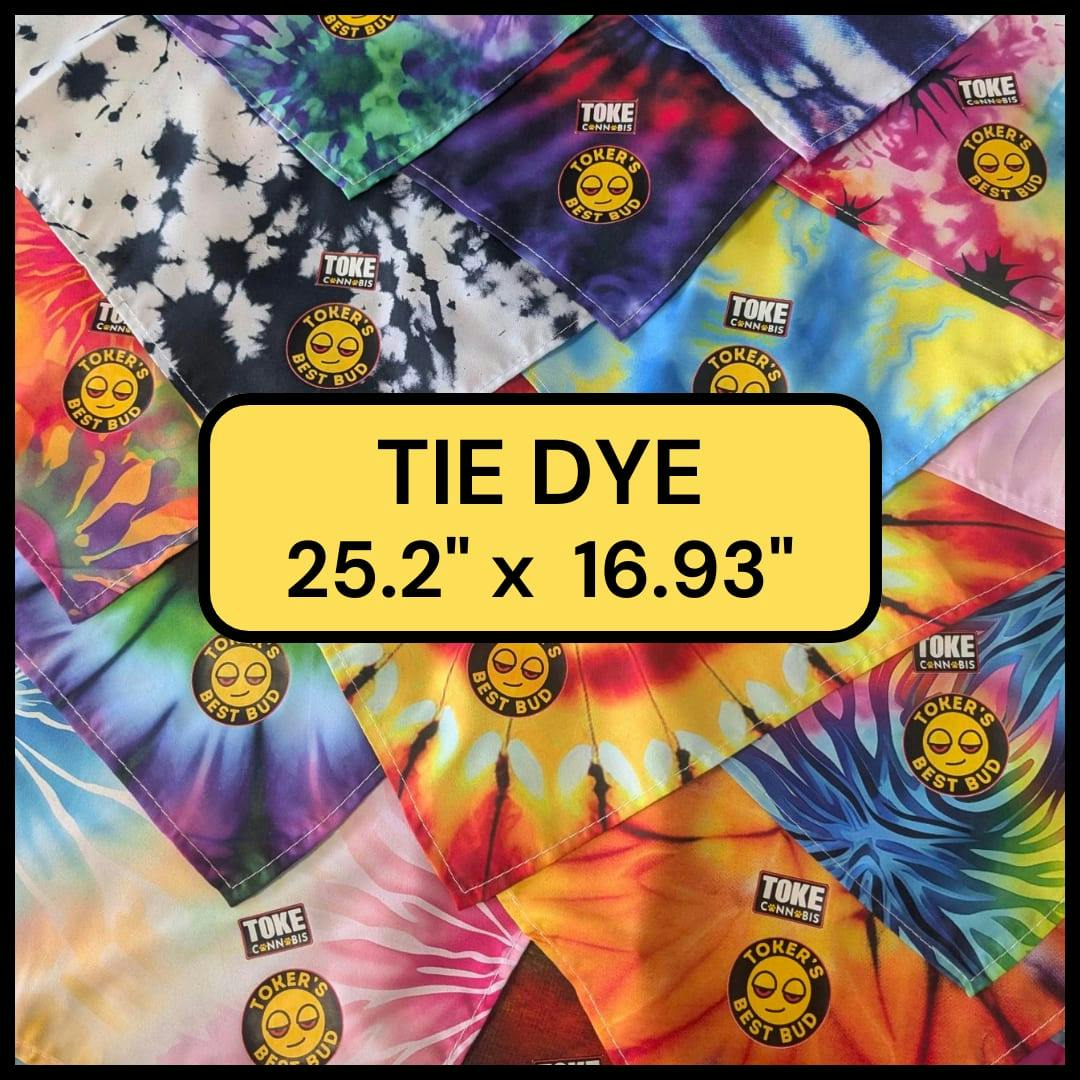 Toke Charity Pet Bandana:TIE DYE 25.2 X 16.93 | Accessories