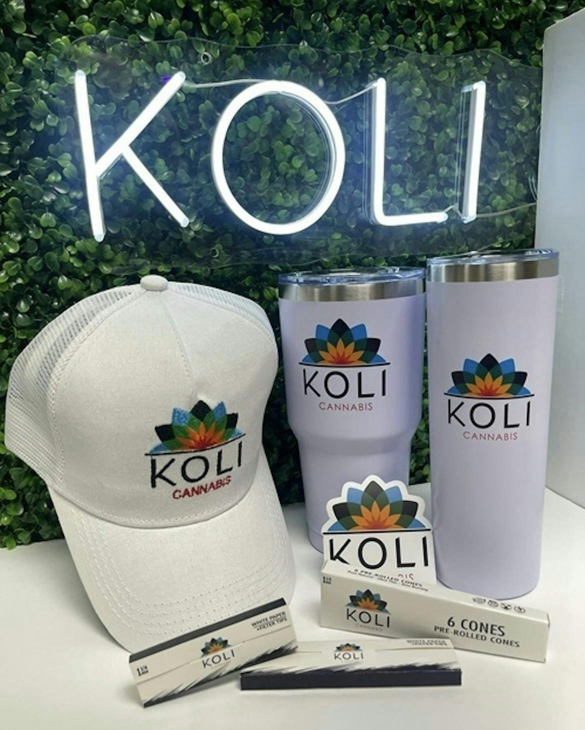Branded 33 Leaves King Size Accessories