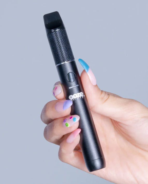 Ooze | Accessory | Beacon Vaporizer | Panther Black