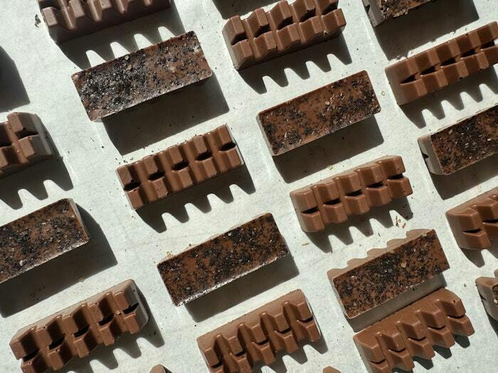 Light and Sweet | Chocolates | 100mg/ea at Easy Jay's Cannabis