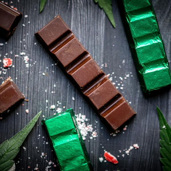 Peppermint Mini Chocolate Bar 100mg from Rosie's | Chocolates | 4pk | 25mg/