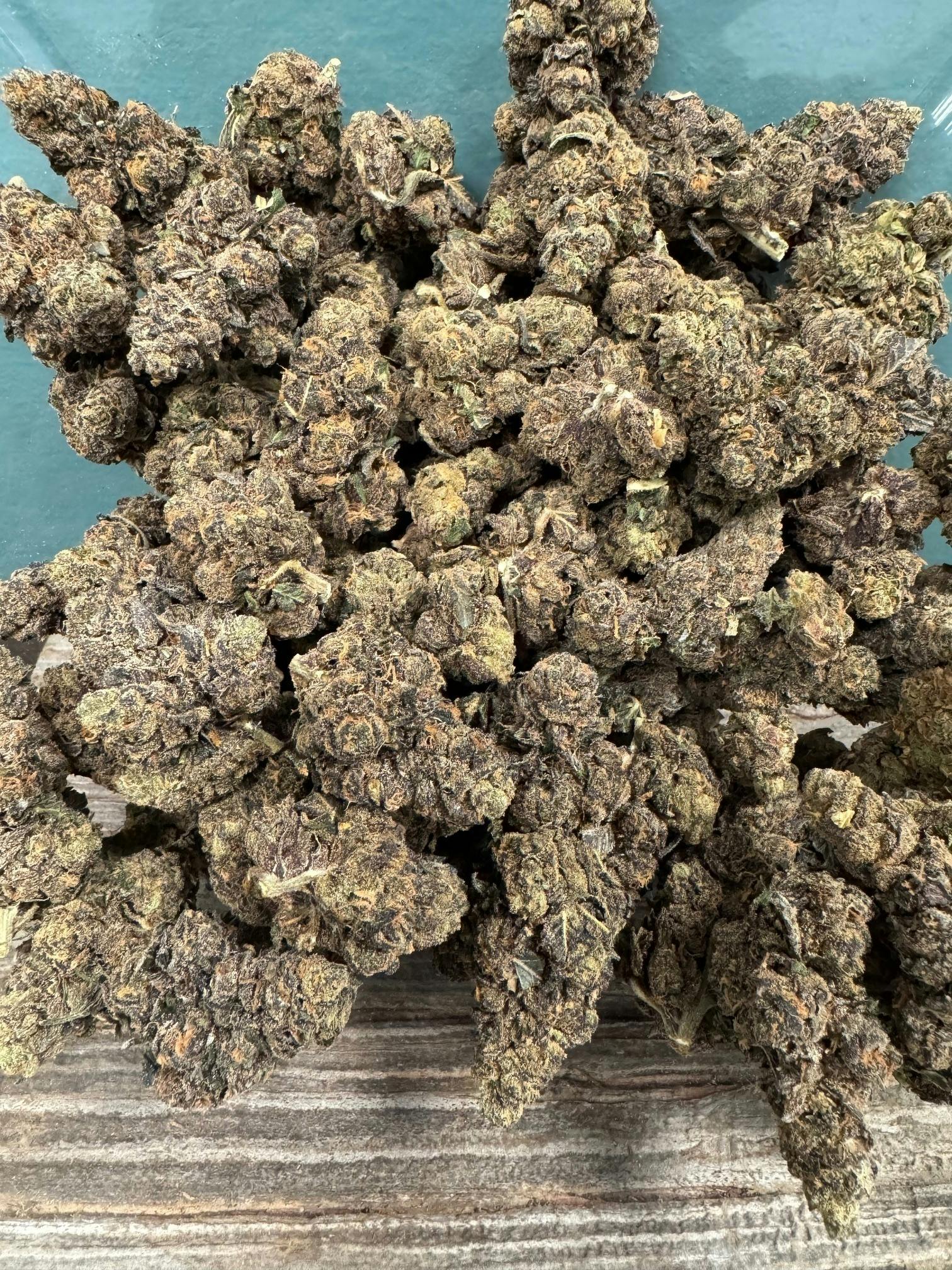 Kenny Flowers | Big Buds | 3.5g
