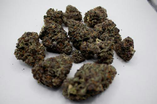 Ice Cream Cake | Big Buds | 28g by The Green Well