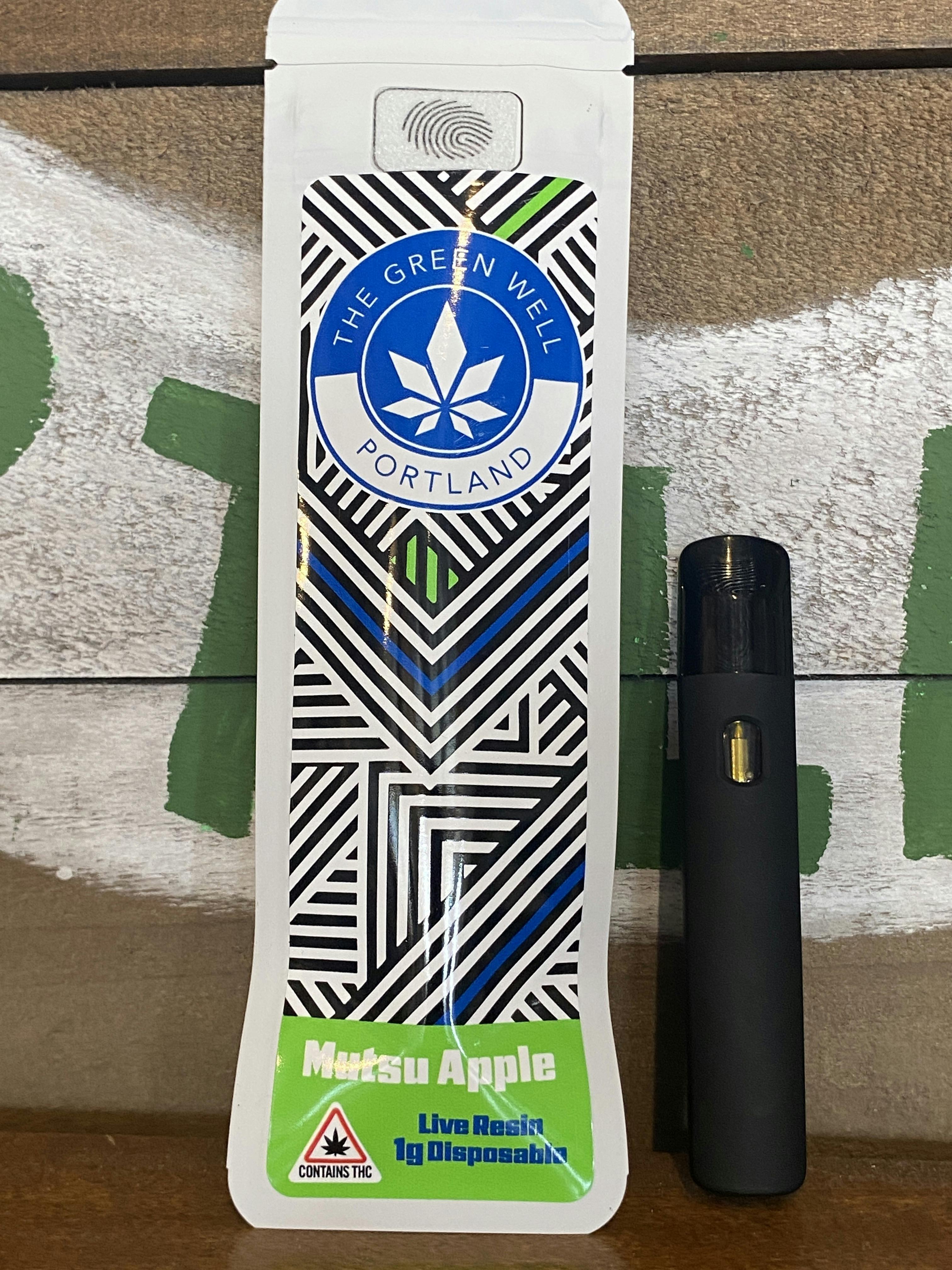 Mutsu Apple | Disposable | 1g by The Green Well