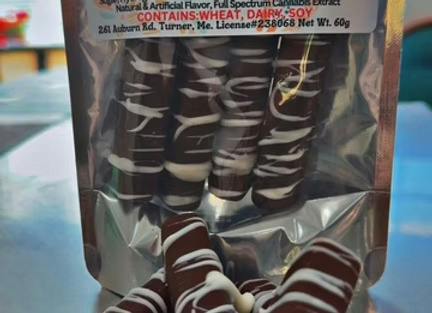 Dipped Pretzel Bites | Baked Goods | 4pk | 25mg/ea