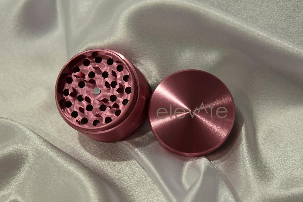 Elevate Grinder (Pink) | Grinders