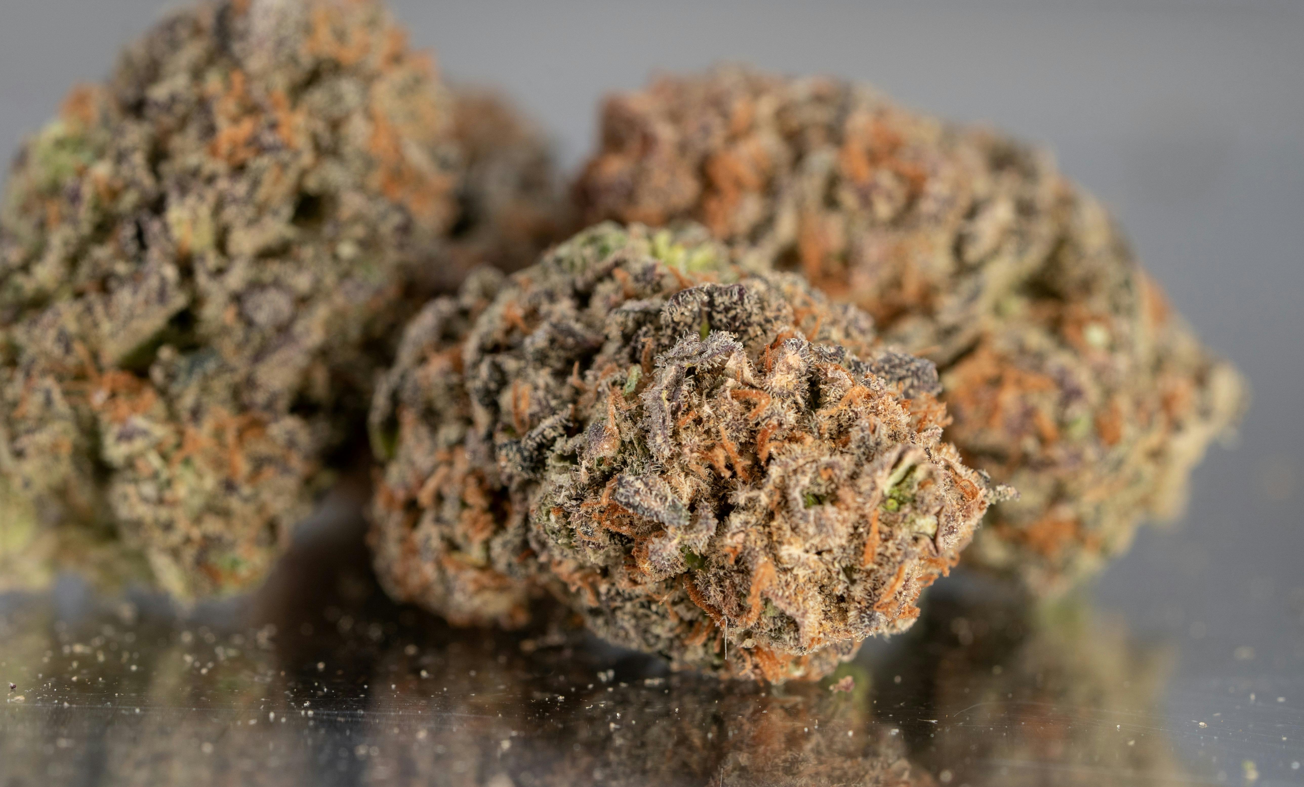 White Widow | Smalls | 3.5g by Natural State Medicinals