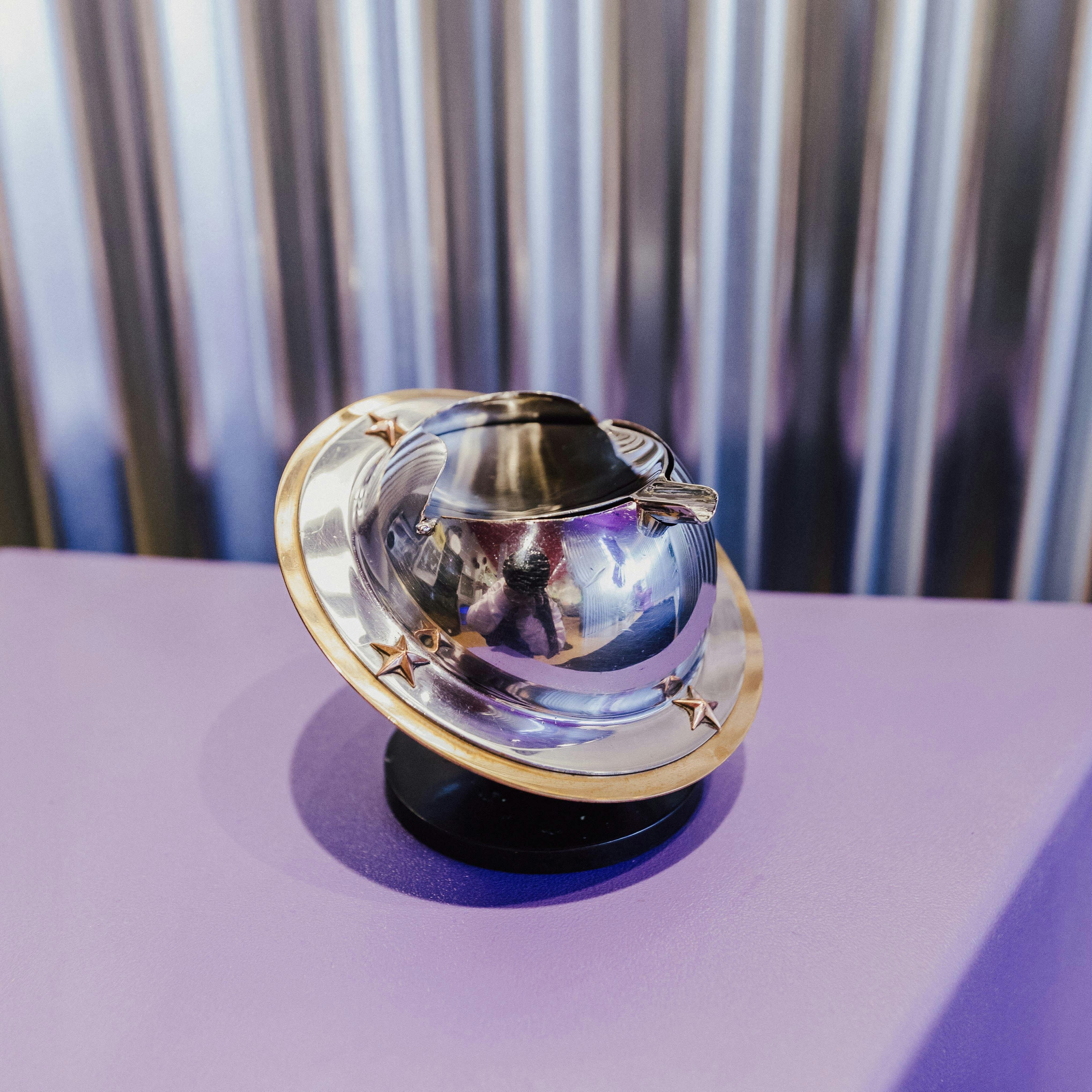 Vintage 1937 World Fair Ashtray | Accessories