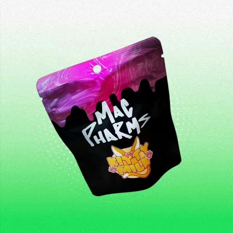 Kitty Milk | Big Buds | 3.5g by Mac Pharms